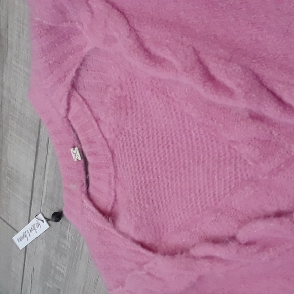 For Love and lemons...CARLY BACKLESS SWEATER..SMALL - Picture 9 of 10